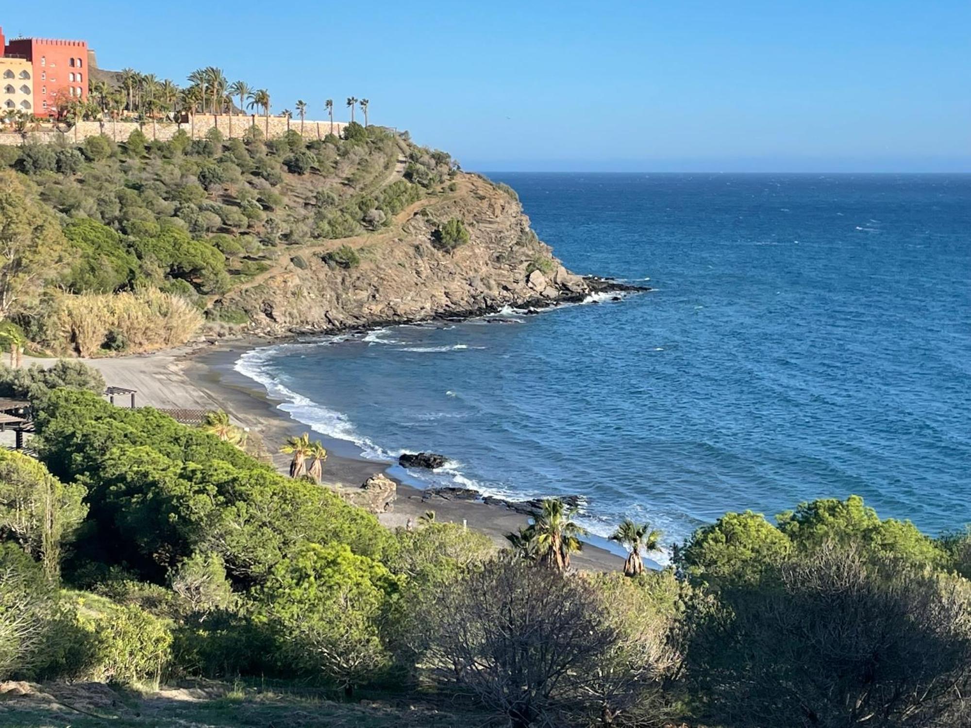 Sunny Penthouse Beach Apartment With Panoramic Views Almuñécar Esterno foto